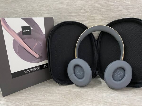 🎧 Audífonos Diadema Tipo Bose 700 con Estuche – Cancelación de Ruido Pasiva