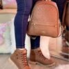 ✨👢 HERMOSO COMBO BOLSO + BOTÍN VÉLEZ 👜✨